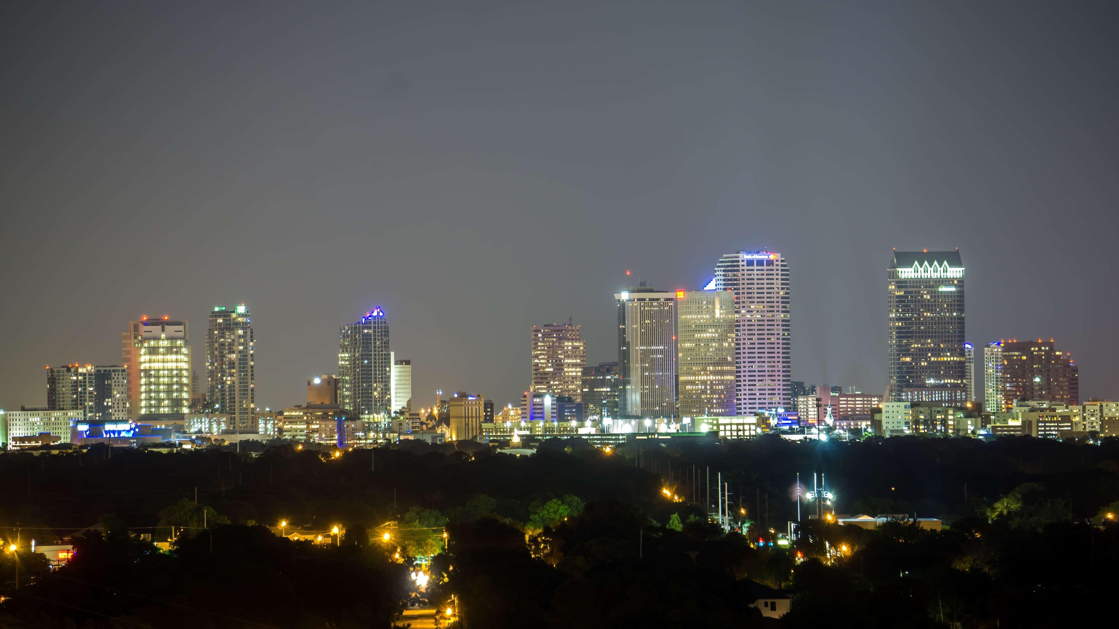 Embassy Suites By Hilton Tampa Airport Westshore Exterior foto